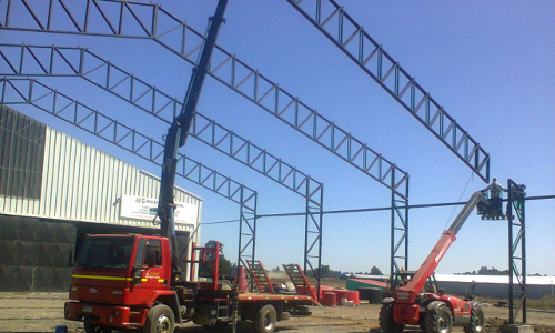 Beltol.CL Arriendo Grúas Horquilla Manipulador Telescópico 4x4 Camión Pluma en Osorno